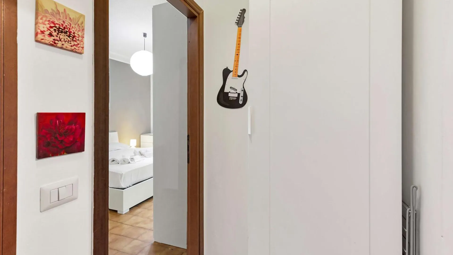 Togni Pop - San Siro Stay Milán Italia